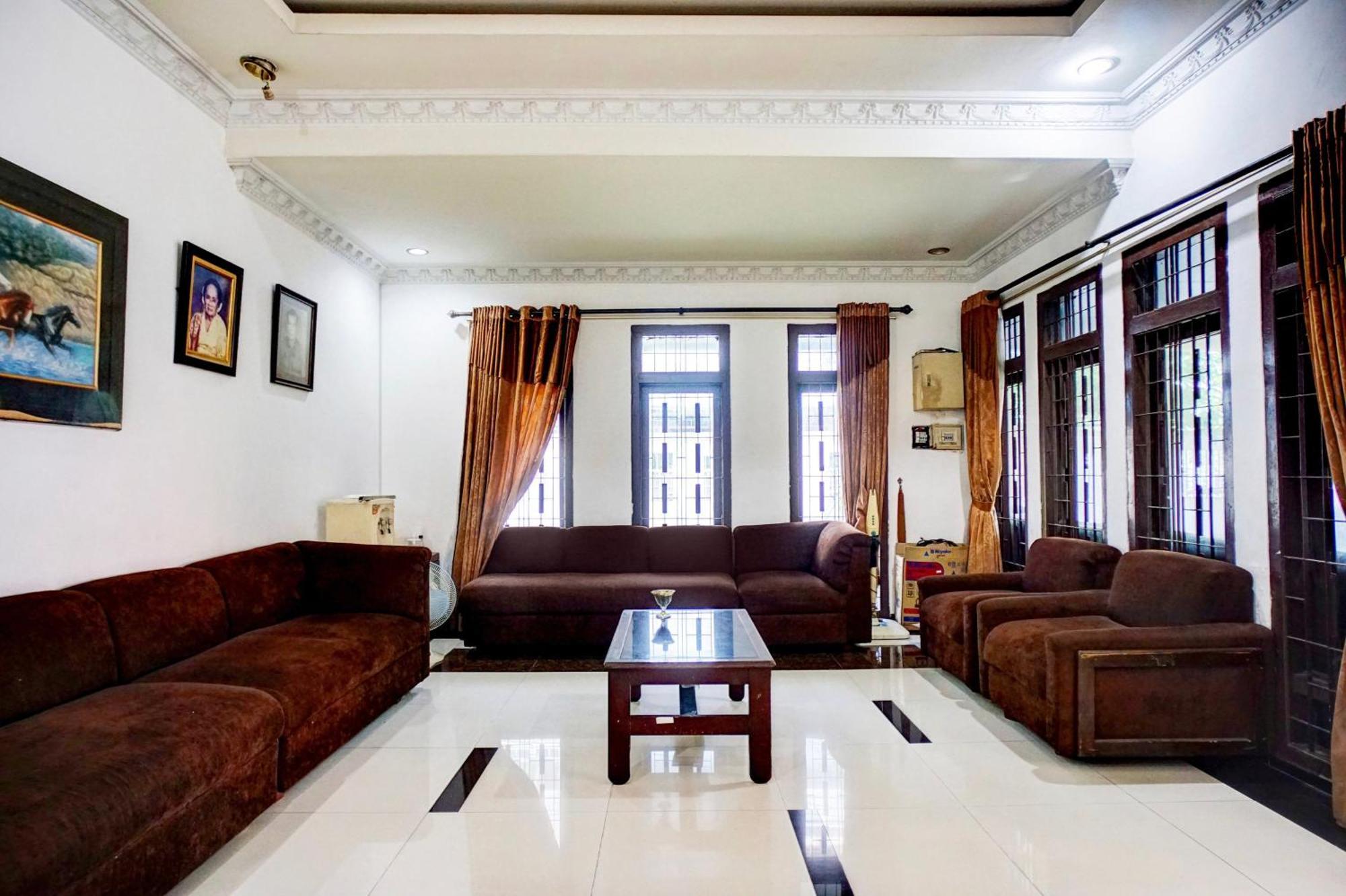 Hotel O Medan City Near Sun Plaza Formerly 99 Residence Medan