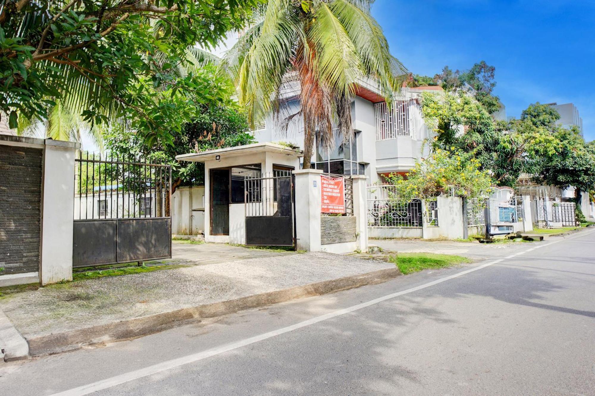 Hotel Hotel O Medan City Near Sun Plaza Formerly 99 Residence Medan