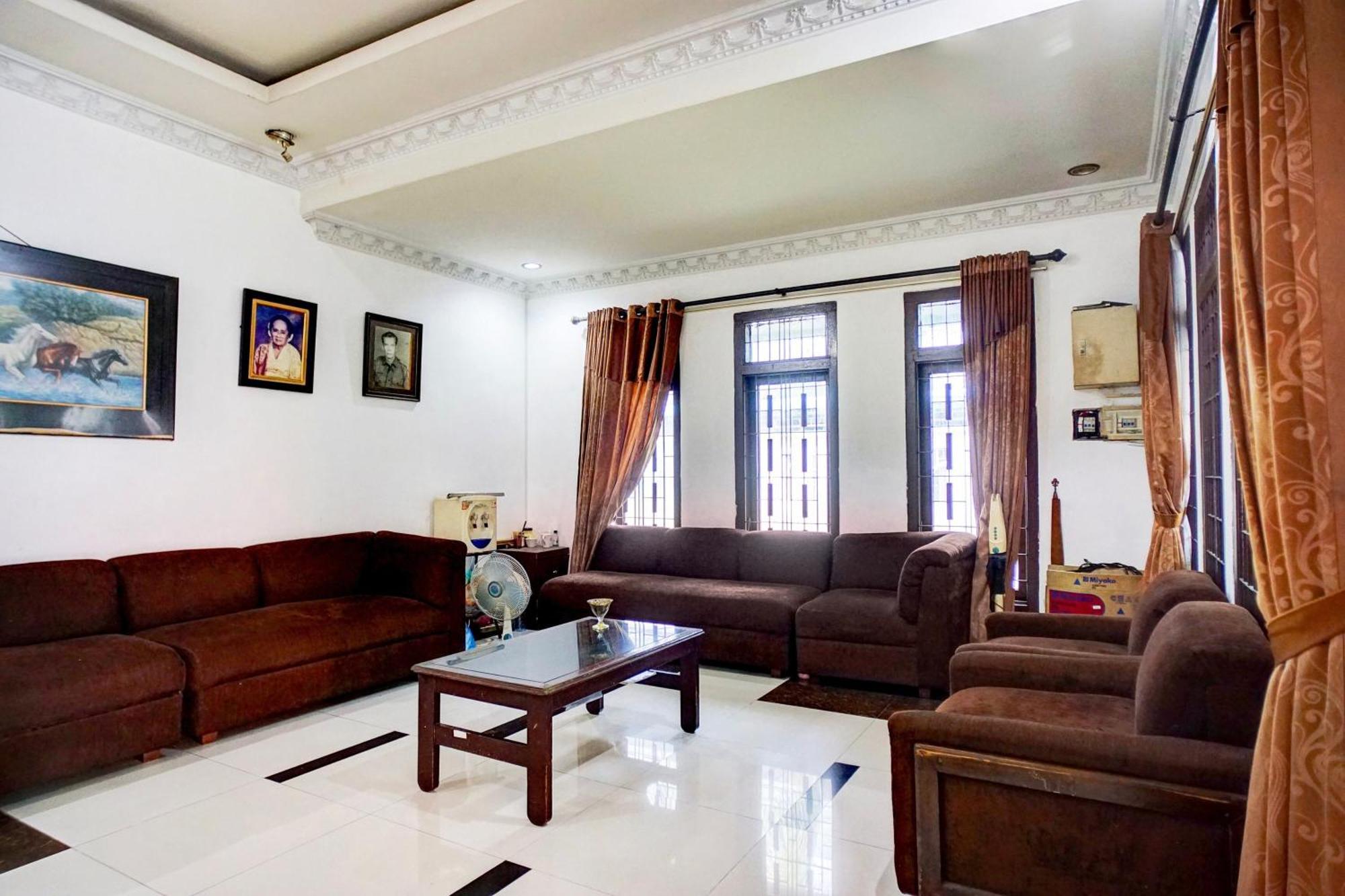 Hotel O Medan City Near Sun Plaza Formerly 99 Residence Hotel